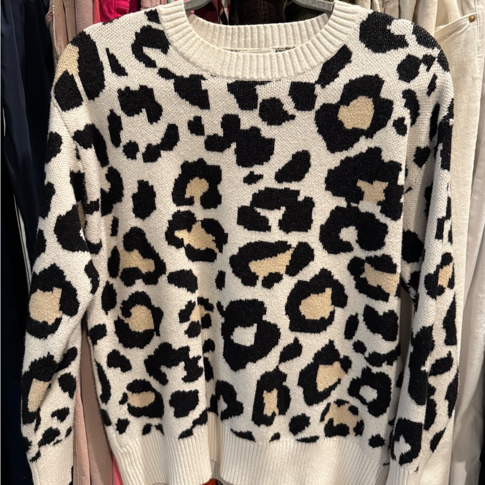 Sugarlips Black and Cream Leopard Print Sweater - Picture 4 of 4